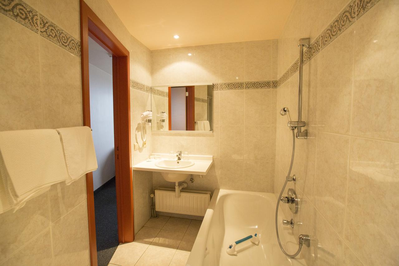 Hotel Rubens Остенде Екстериор снимка